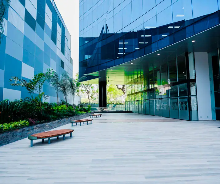area comercial en el edificio more de oficinas prime en surco para oficinas en venta en surco y de oficinas en alquiler en surco.