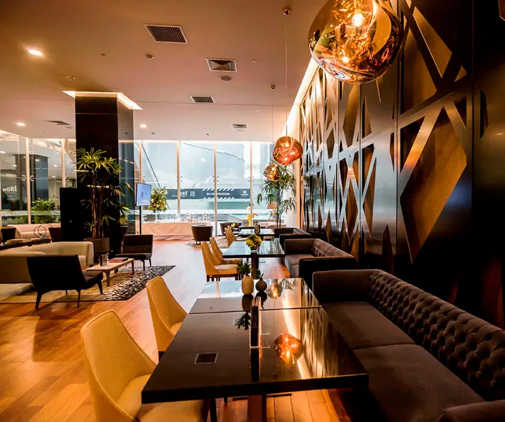 Pisco bar en el edificio more de oficinas prime en surco para oficinas en venta en surco y de oficinas en alquiler en surco.