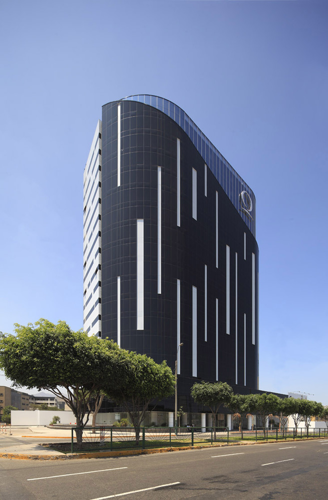oficinas en surco, edificio omega